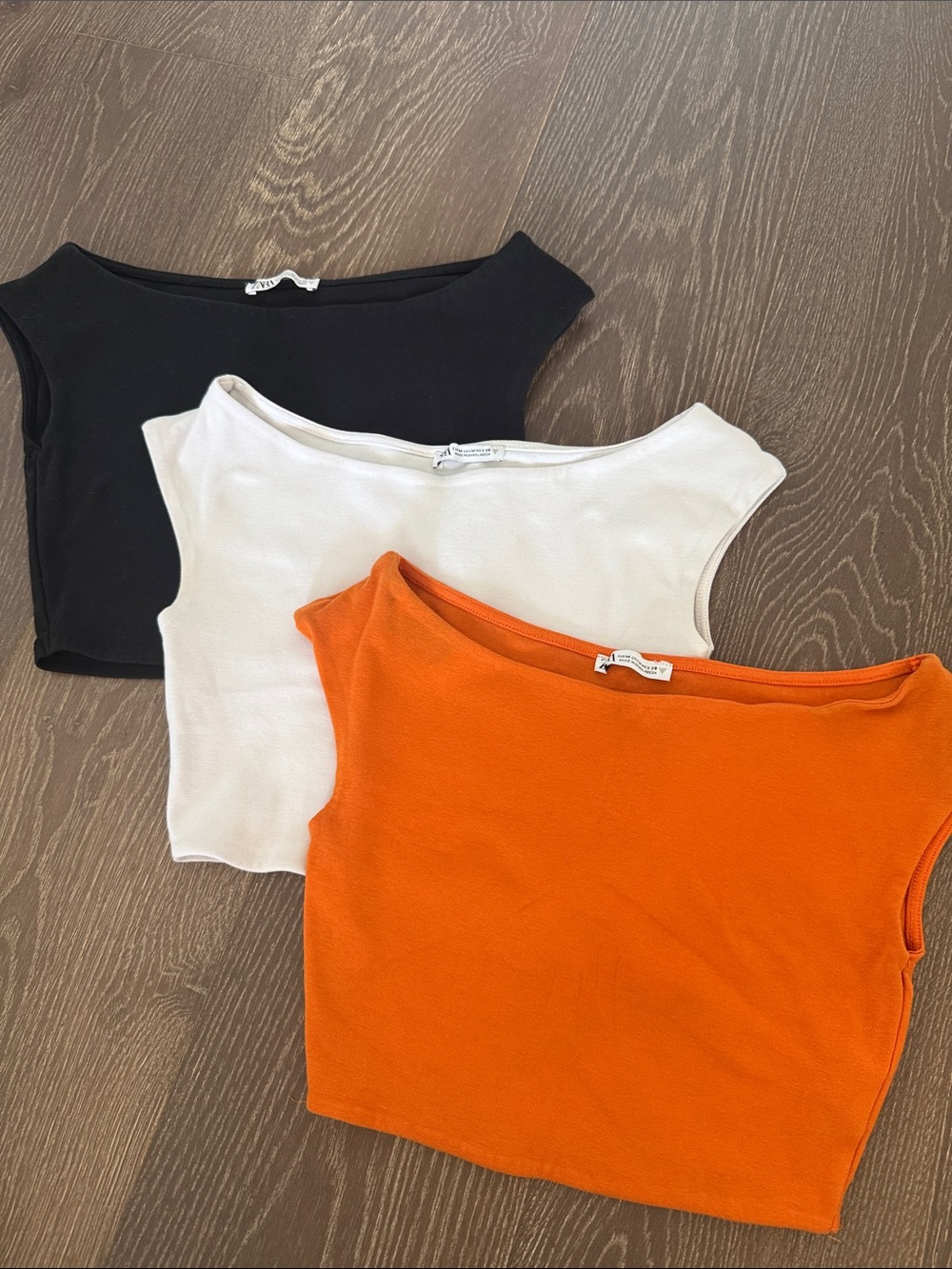 3 Piece Bundle Lot Women’s Scoop Neck Crop Top - Orange, White, Black. Size M